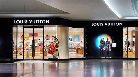 louis vuitton kuala lumpur gardens.